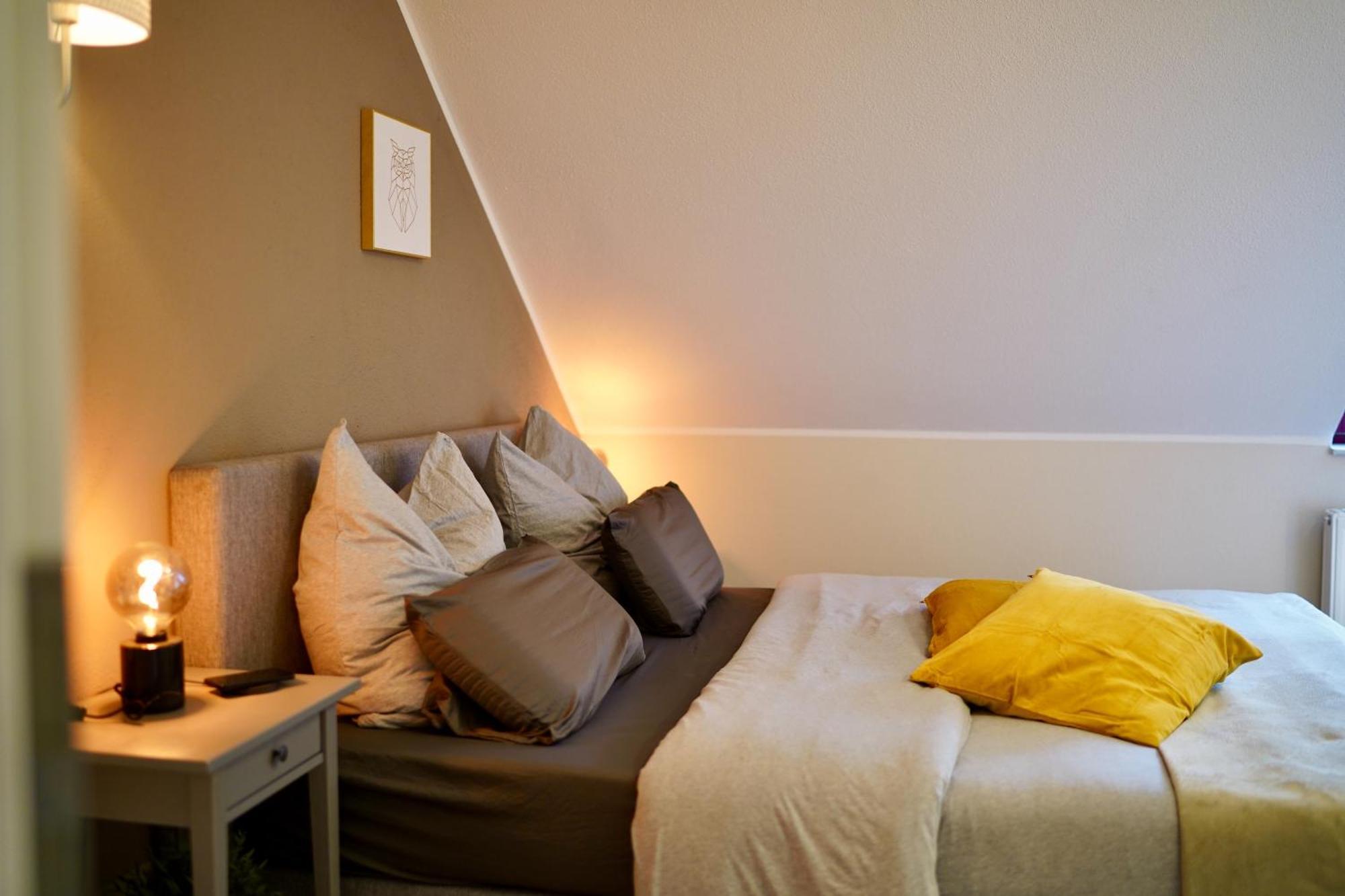 Edler Wohnraum Noble Stadtoase Mit Boxspringbett, Kaffeevollautomat & Parkplatz اتسوكو المظهر الخارجي الصورة