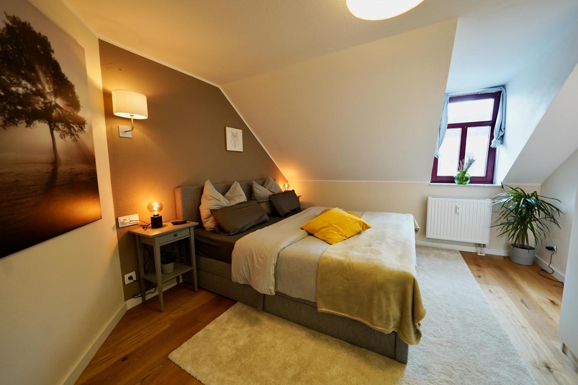 Edler Wohnraum Noble Stadtoase Mit Boxspringbett, Kaffeevollautomat & Parkplatz اتسوكو المظهر الخارجي الصورة